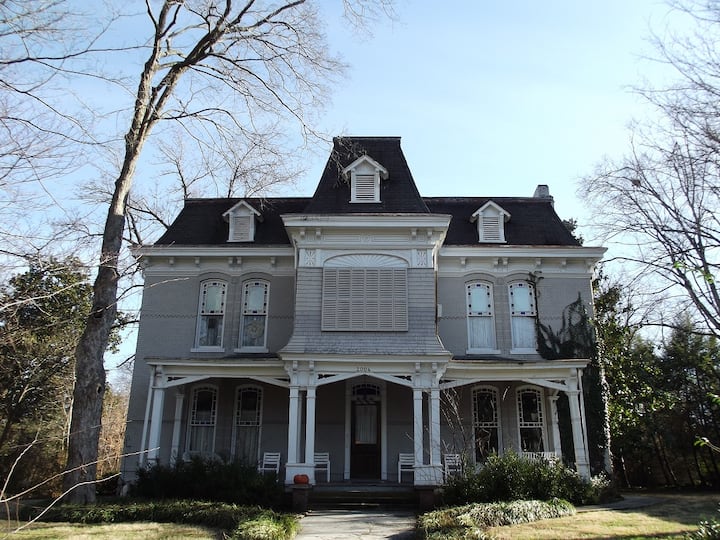 1 Bedroom Apartment in Historic Hopkinsville