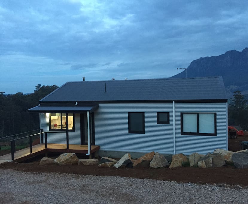 Recently completed three bed fully contained self catering cottage with views of Mt Roland