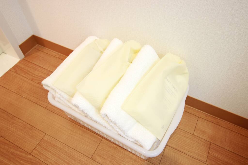 【Bathroom amenities】Shampoo, conditioner, body cleanser, body soap and washing machine
