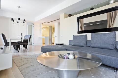 Top Airbnb: Luxury 2-bedroom apartment on Paseo de Gracia in Barcelona