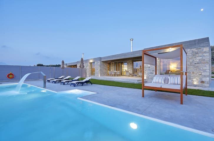 Villa Kouros – Luxury villa – South Crete