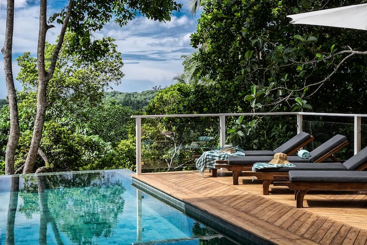 Pepper Jungle House, minutes from beach