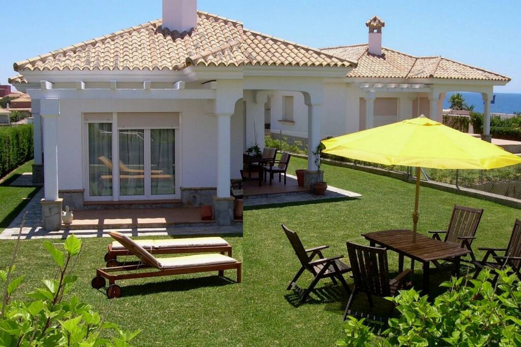 Vistas al mar desde el jardín