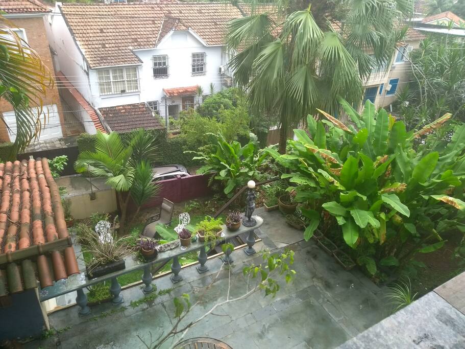 Espaço com Jardim