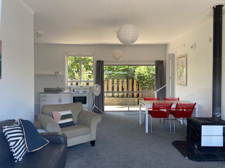 Mt Maunganui Beach Holiday Guest suites for Rent in Tauranga