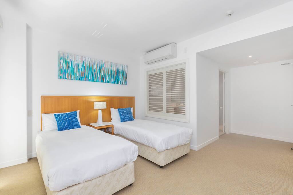 Second Bedroom with King Single beds