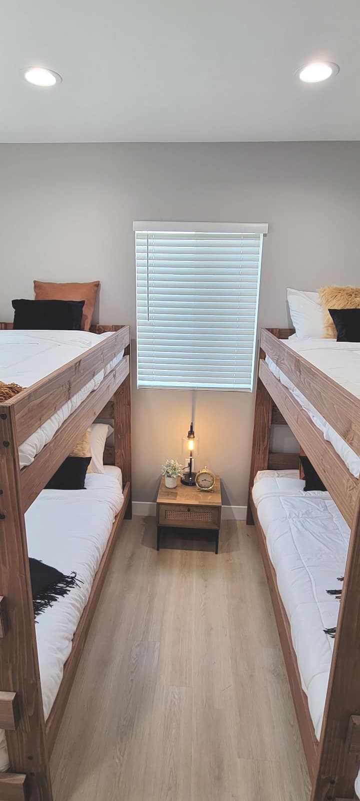 Literas dobles: 2 de 4 dormitorios. 