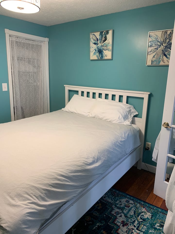 Spavaća soba s bračnim krevetom (Queen 