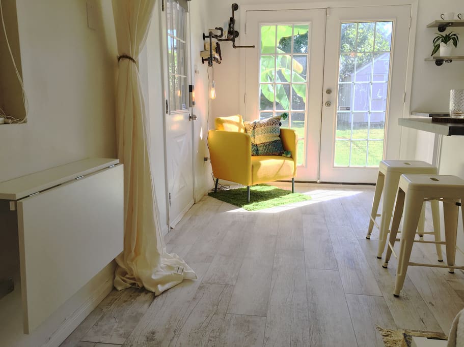 Clean, bright, airy