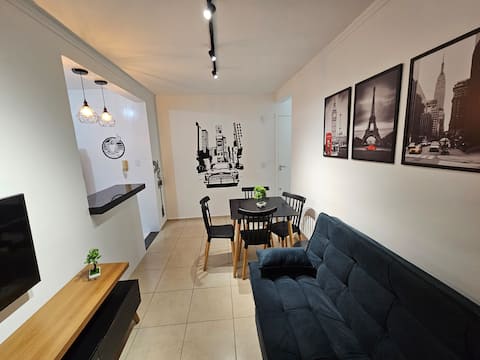 Airbnb em destaque: Charming apartment near SESI, FDF and SESC em Franca