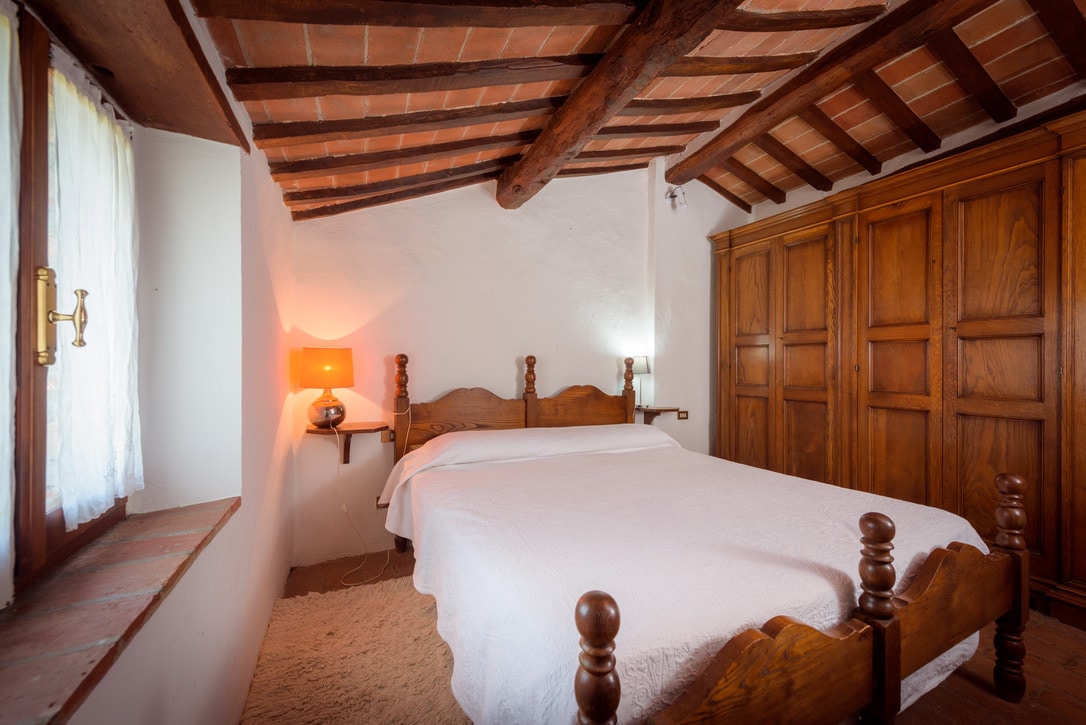 Cortona farmhouse fringuello Sofora room 3