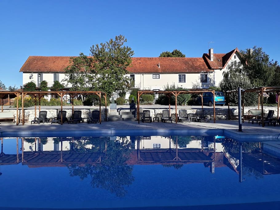 House and pool.. its a wonderful place to be