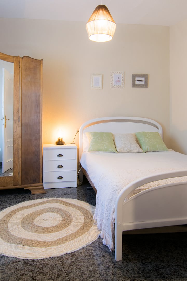 Room 1 (Ground Floor)