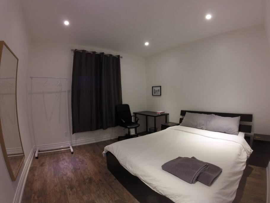 Queen Bed