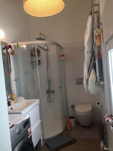 Bosphorusbridge view, high ceiling,balcony  12sq