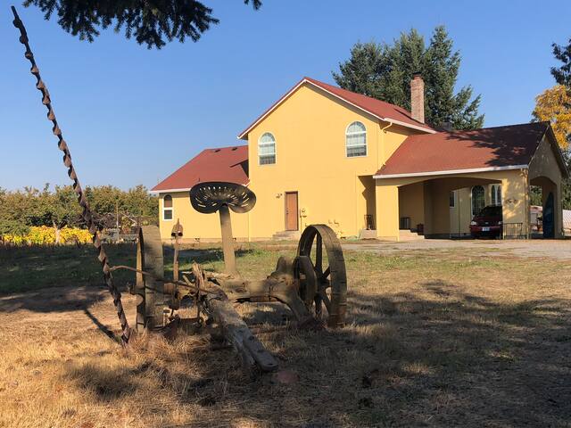 Airbnb Woodburn Vacation Rentals Places To Stay Oregon