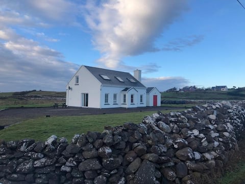A magnificent base to explore the Ring of Kerry