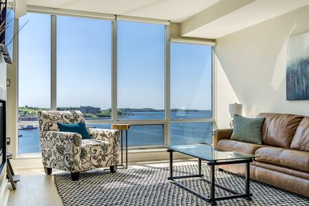 Livin' the Dream @ Kings Wharf