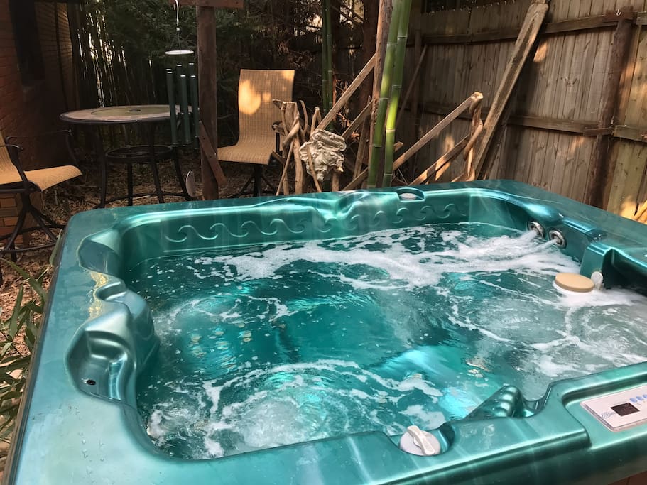 Private hot tub