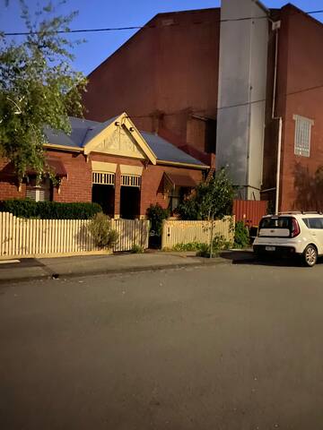 Victorian Terrace on Bevan Cottage gallery image 2