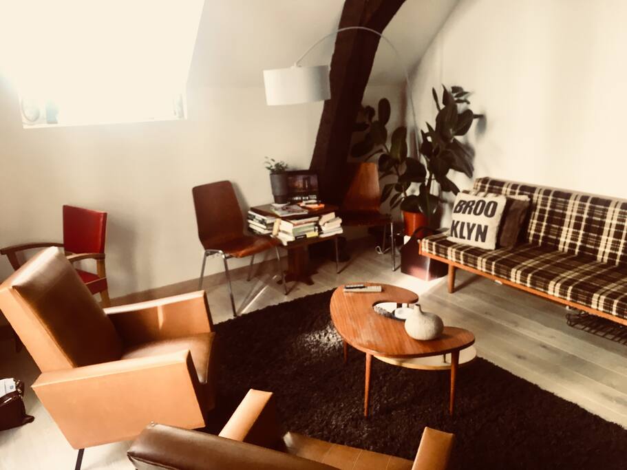 Living room opposite view