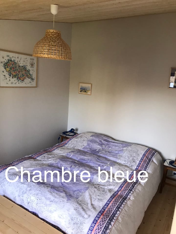 Dhomë 1 krevat dopio 160/200 ose 2 krevate tek 80/200