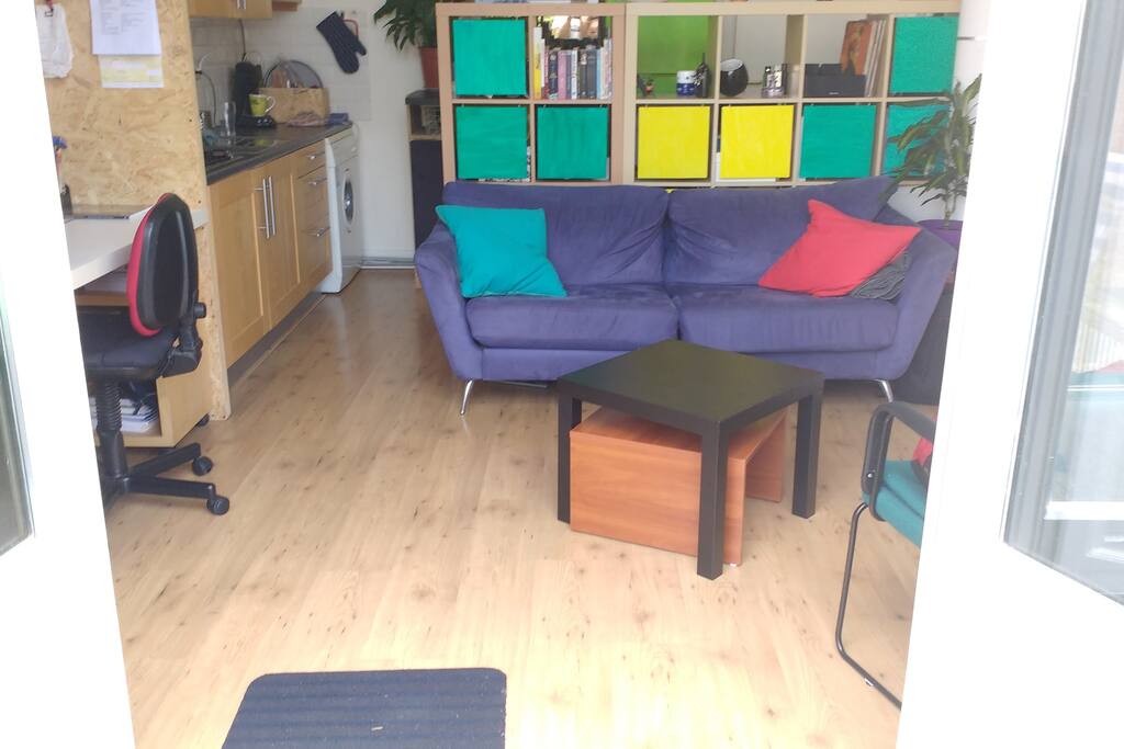 kitchen/living room