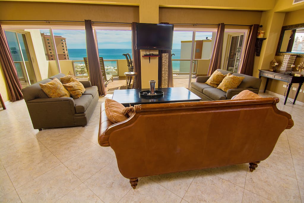 Indoors,Room,Furniture,Banister,Handrail