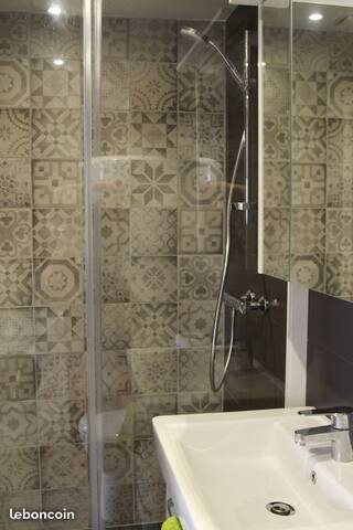 Download Virginie plage en bord de mer 2 suites For Free