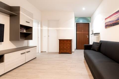 Daniel House 50mt  Lake Como in  center of Bellano