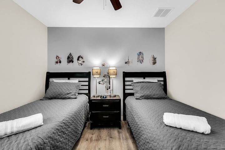 ვარსკვლავებით მორთული საძინებელი