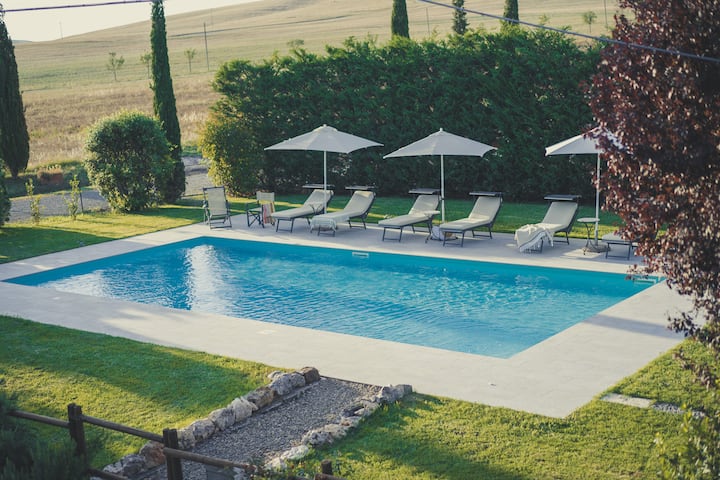 Beautiful Tuscan Farmhouse In A Great Location Near Val D'orcia & Private Pool - Pienza