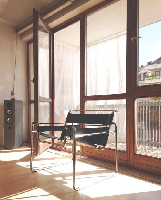 Wohn- und Essbereich - Balkon