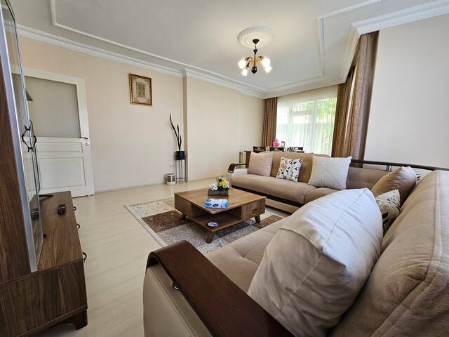 2 Min to Metro/Marmara park/Tuyap Expo 3 Rooms 3WC gallery image 3