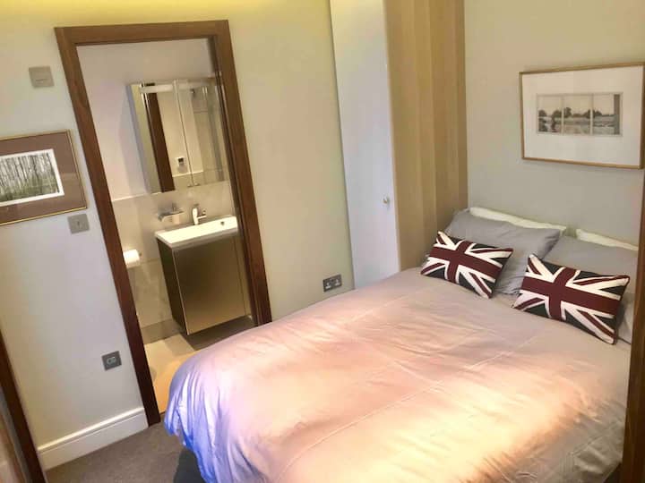 Chumba cha kulala 3 cha chumbani 