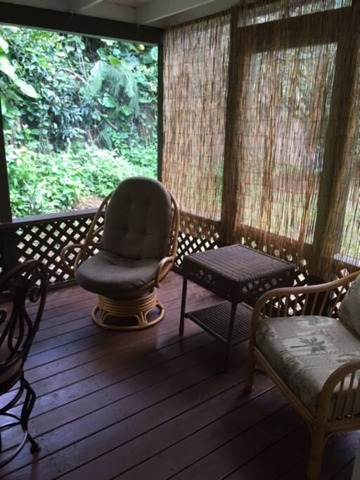 cushion wicker chairs
