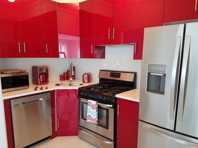 Brand new beach front house near JFK (2) gallery image 2