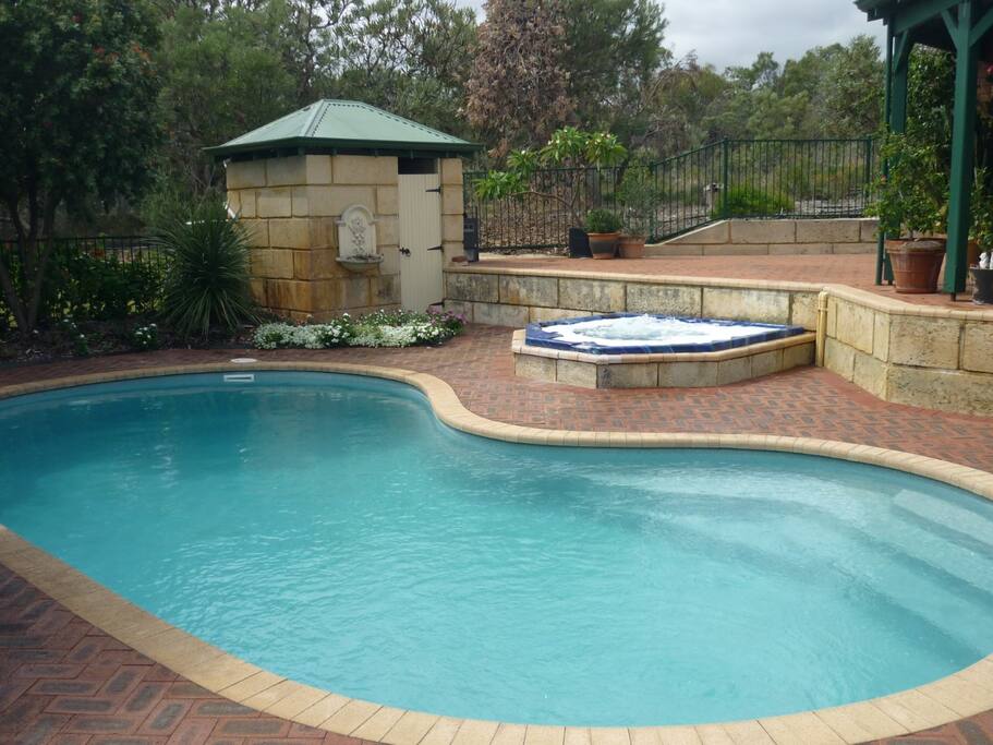 Pool and spa area