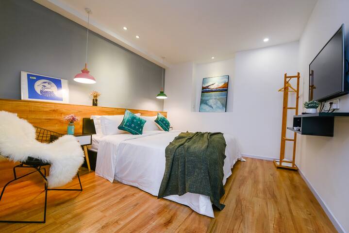 馨语晓著【壹号】解放碑长江索道北欧特惠大床房