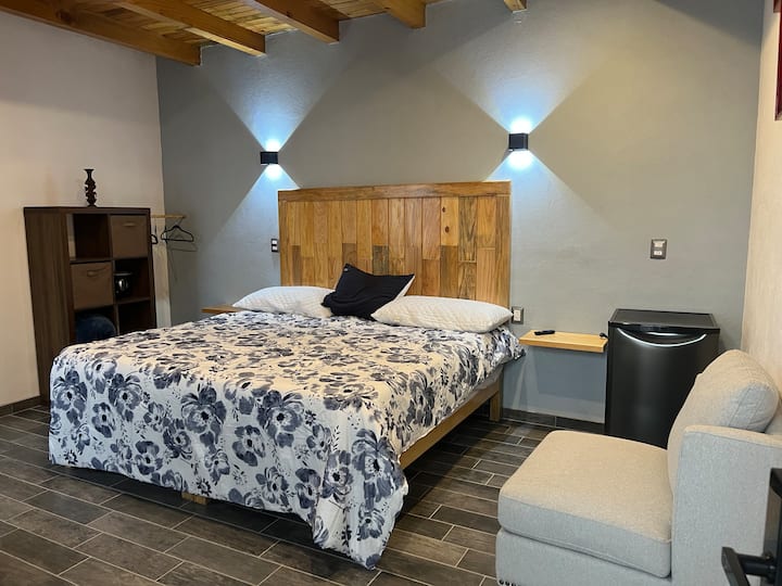 Hb. Maria Felix, Spacious, comfortable. You'll be back. Houses for Rent in Pátzcuaro