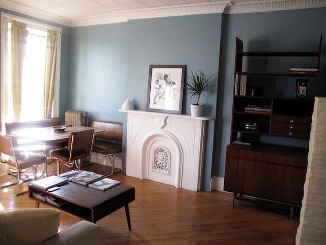 Airbnb Brooklyn Vacation Rentals Places To Stay New York