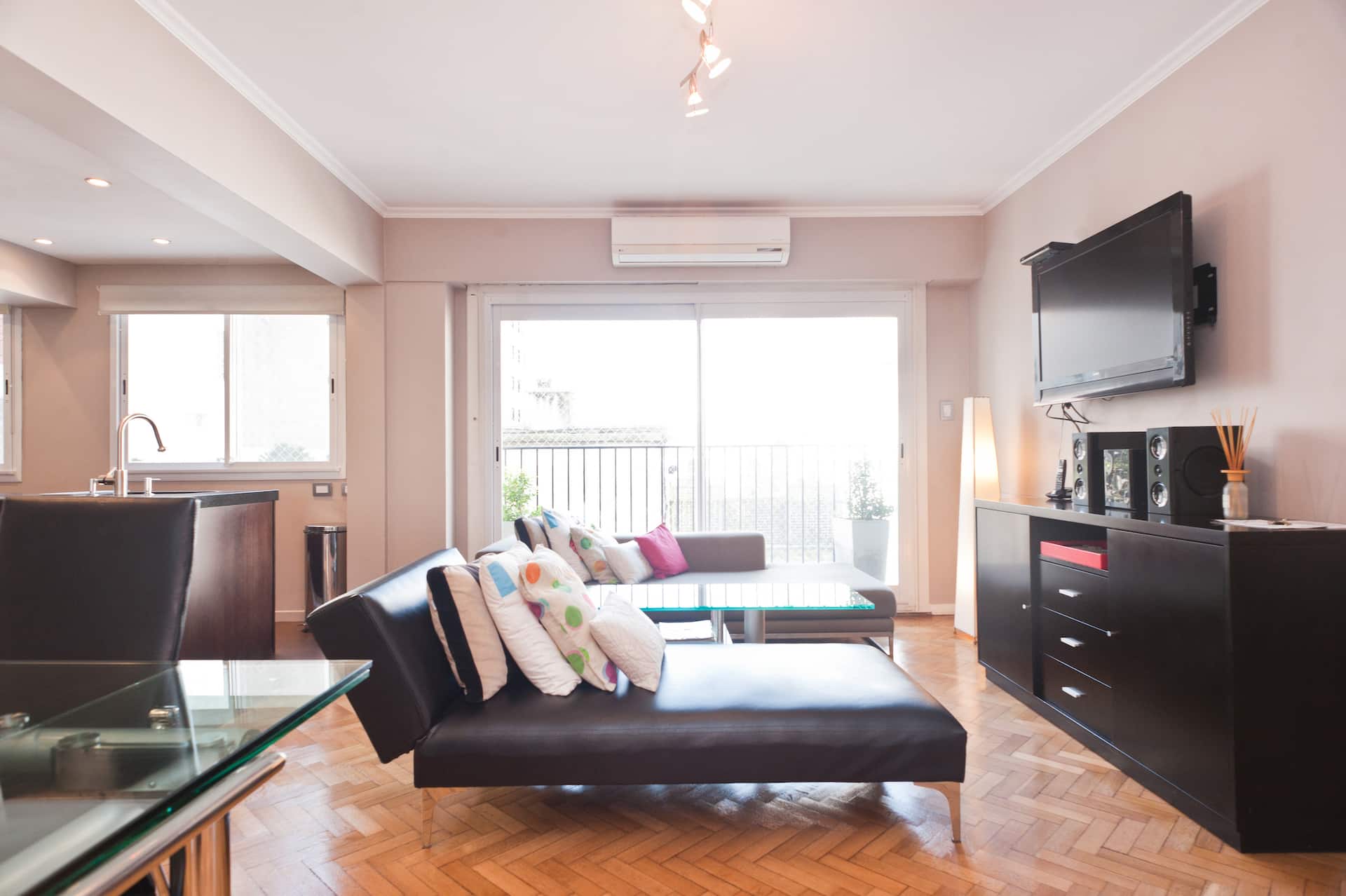 Two-bedroom apartment in Retiro