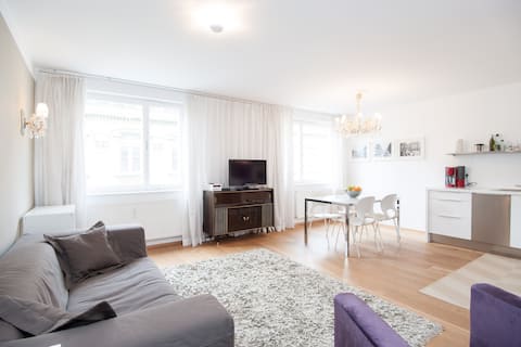 Stay stylish next to Mariahilferstr