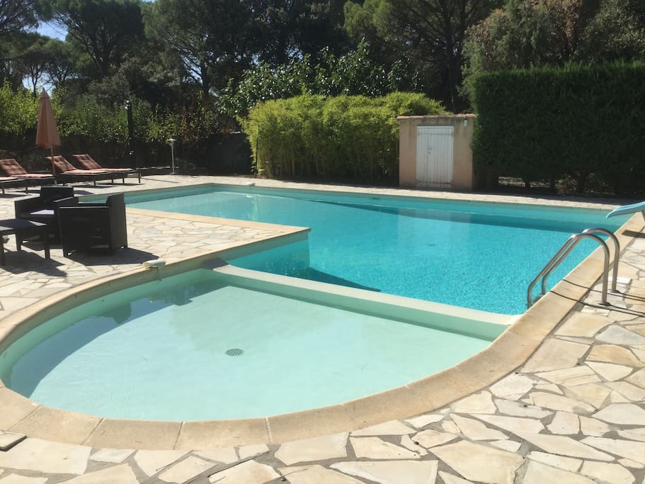Piscine dans sa totalité 12x6 plus petit bassin