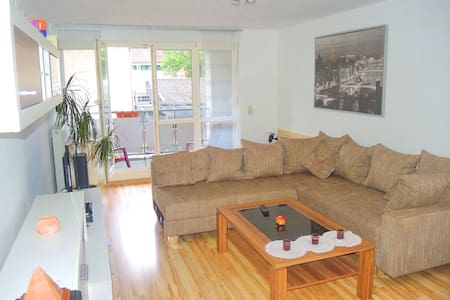 Apartment with balcony, central, quiet & renovated