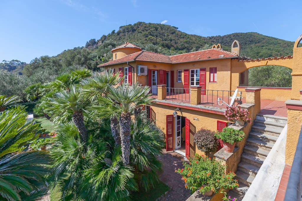 Villa The Dream on Portofino Hill Castles for Rent in Santa