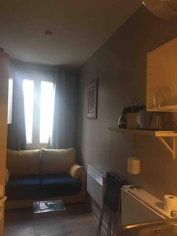 Comfortable mini studette near La Defense Apartments for Rent in