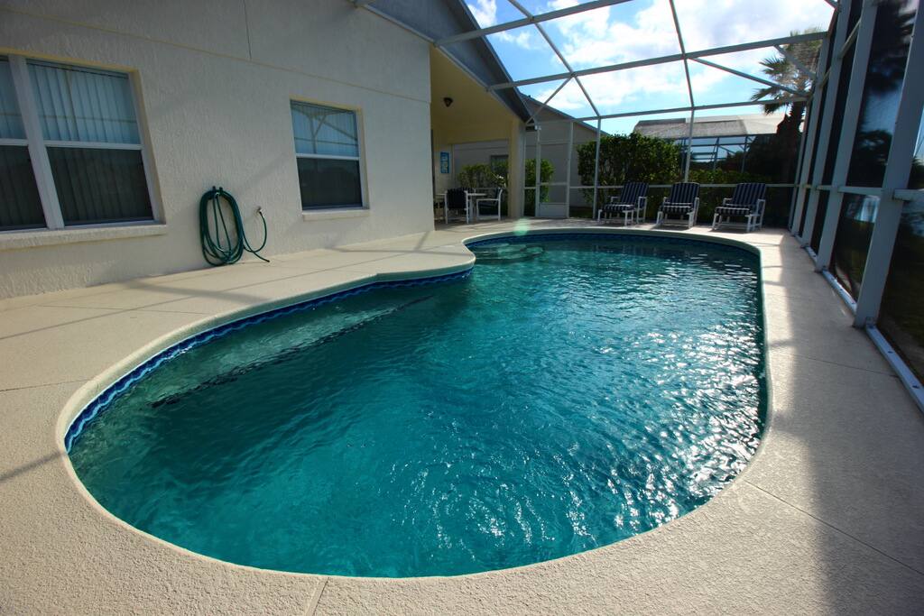 Pool, Resort, Swimming Pool, Water, Jacuzzi