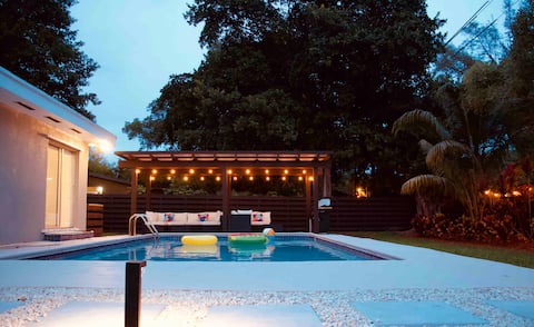 Modern Miami Retreat w/ Pool & Backyard Oasis