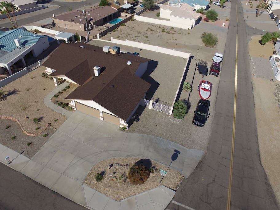 Plenty of parking spaces for your toys.